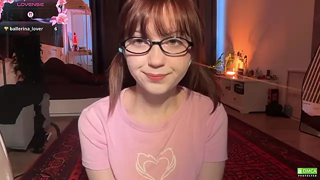 Snapshot of electric_babe chatting on February 18, 2026, 10:55 am electric babe online show from February 18, 2026, 10:55 am