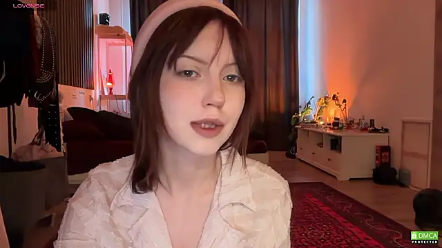 Snapshot of electric_babe chatting on February 21, 2026, 1:46 pm electric babe online show from February 21, 2026, 1:46 pm