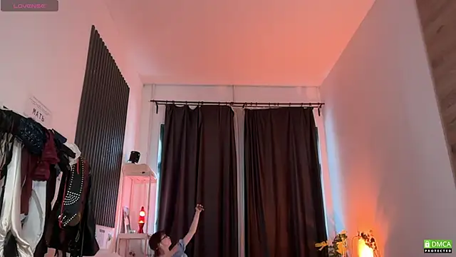 Snapshot of electric_babe chatting on January 16, 2026, 9:13 am electric babe online show from January 16, 2026, 9:13 am