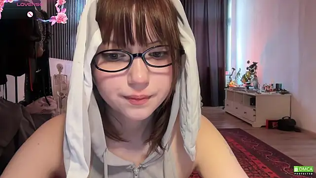 electric babe online show from April 12, 2026, 11:35 am