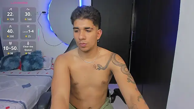 Snapshot of valentino_santoss chatting on November 29, 2025, 8:20 pm valentino santoss online show from November 29, 2025, 8:20 pm