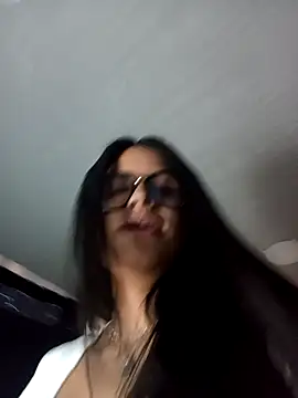  elektrah online show from November 2, 2025, 10:15 pm