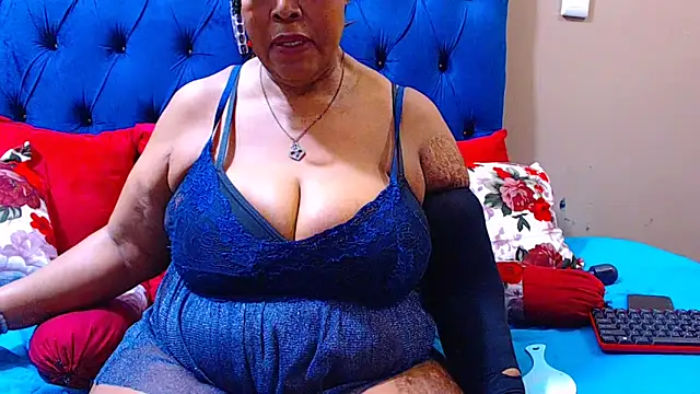 Snapshot of ebonycandy10 chatting on September 15, 2025, 5:52 am ebonycandy10 online show from September 15, 2025, 5:52 am