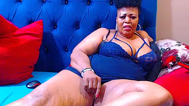 Snapshot of ebonycandy10 chatting on February 28, 2026, 4:28 pm ebonycandy10 online show from February 28, 2026, 4:28 pm