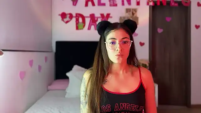 Snapshot of Princ3ssgabi chatting on February 14, 2025, 2:07 am Princ3ssgabi online show from February 14, 2025, 2:07 am