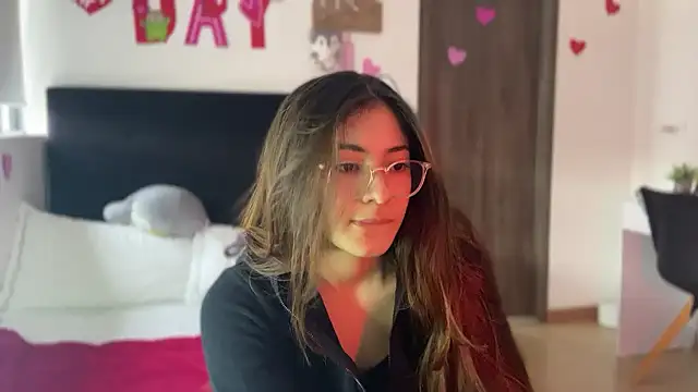Snapshot of Princ3ssgabi chatting on February 14, 2025, 8:26 pm Princ3ssgabi online show from February 14, 2025, 8:26 pm