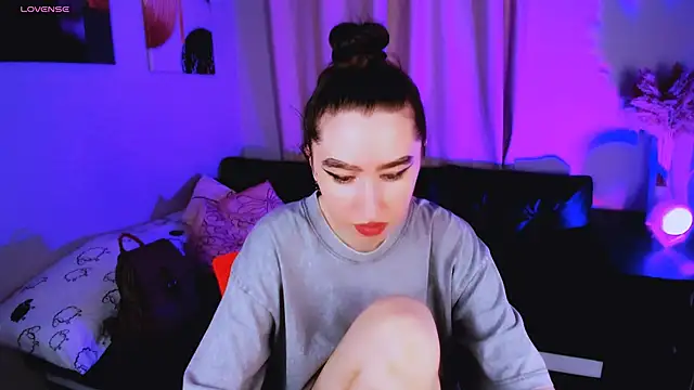 Snapshot of Lily_xBabe chatting on September 11, 2025, 8:25 am Lily xBabe online show from September 11, 2025, 8:25 am