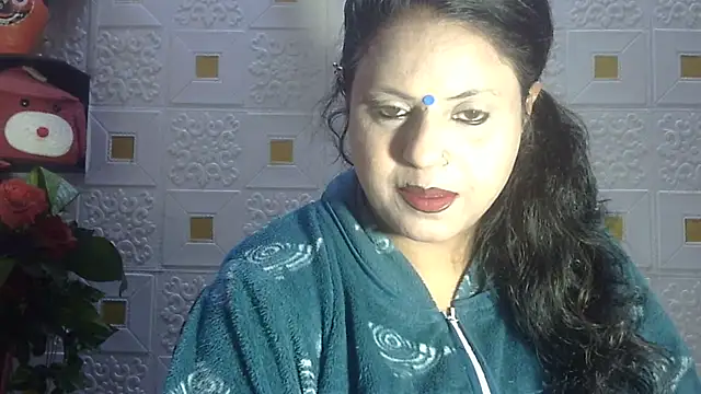 Snapshot of Sexy_komolika chatting on February 18, 2025, 4:58 pm Sexy komolika online show from February 18, 2025, 4:58 pm