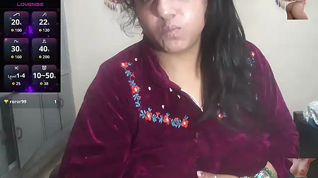 Sexy komolika online show from February 26, 2026, 1:05 am