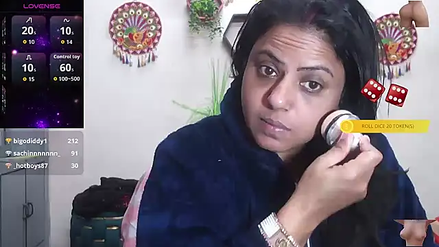 Sexy komolika online show from November 9, 2025, 2:04 am