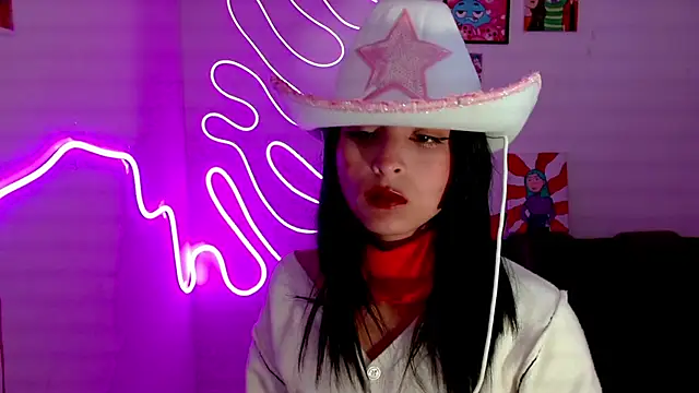 Snapshot of Kind_Scarlett chatting on February 10, 2025, 11:34 pm Kind Scarlett online show from February 10, 2025, 11:34 pm