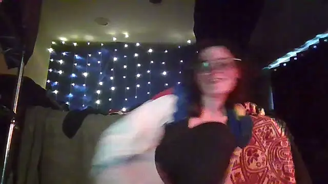 EyaDivine1 online show from March 15, 2026, 7:43 pm