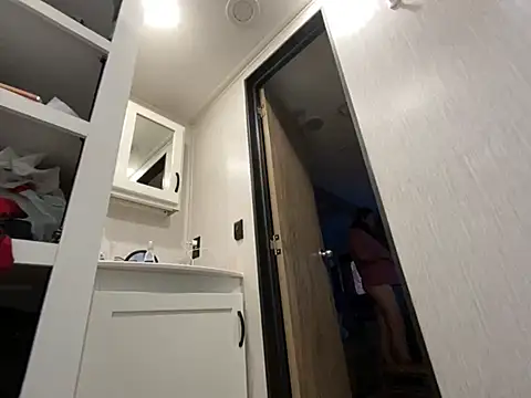 DAB69fk online show from November 8, 2025, 8:23 pm