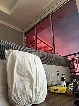 Snapshot of emiss_ chatting on November 2, 2025, 3:17 pm emiss online show from November 2, 2025, 3:17 pm