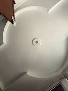 Snapshot of emiss_ chatting on October 30, 2025, 2:04 pm emiss online show from October 30, 2025, 2:04 pm