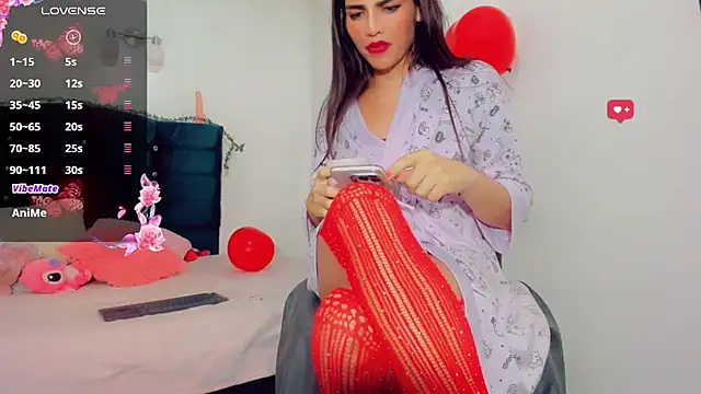 Snapshot of Rubi_30 chatting on February 12, 2025, 11:09 pm Rubi 30 online show from February 12, 2025, 11:09 pm