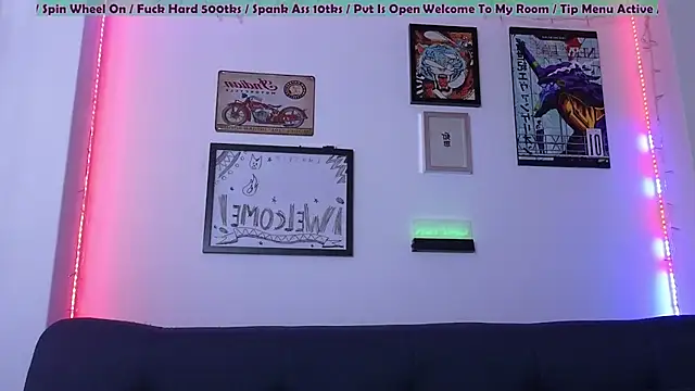 catalina y tylerjhons online show from February 14, 2025, 6:34 am