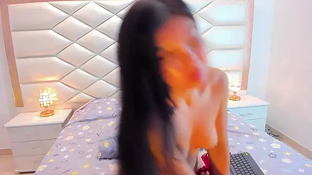 samanthaevans4 online show from March 19, 2025, 11:14 pm