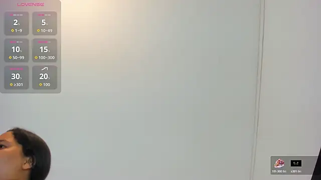 Snapshot of EmiliWilliams chatting on February 5, 2026, 11:22 pm EmiliWilliams online show from February 5, 2026, 11:22 pm