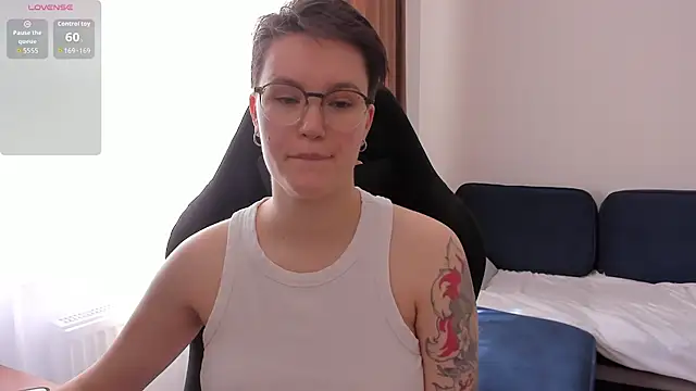 Snapshot of JessieFlower chatting on August 7, 2026, 8:09 am JessieFlower online show from August 7, 2026, 8:09 am