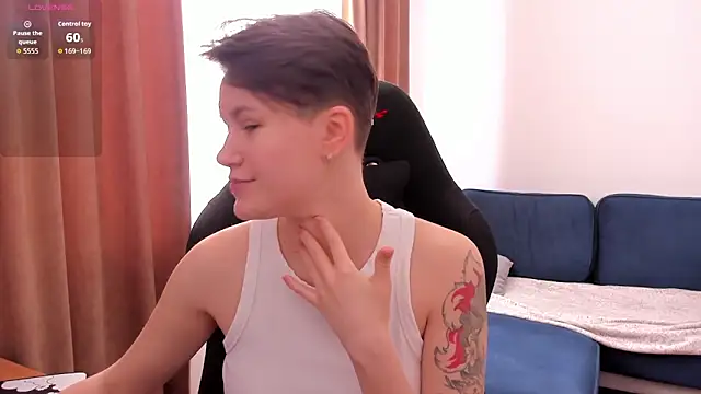 JessieFlower online show from March 17, 2026, 7:44 am