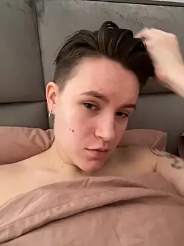 JessieFlower online show from September 26, 2025, 8:32 am