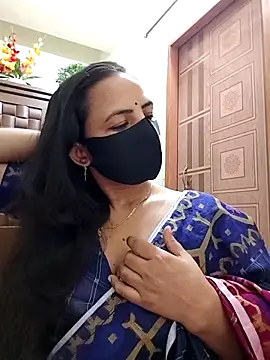 Payel-Sen online show from December 3, 2025, 5:23 pm