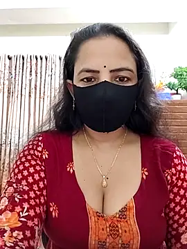 Payel-Sen online show from October 28, 2025, 5:01 pm