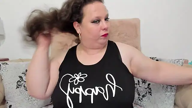 Snapshot of KarolineJoyy chatting on February 27, 2026, 7:46 pm KarolineJoyy online show from February 27, 2026, 7:46 pm