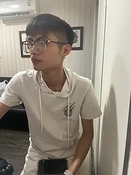 Snapshot of mumuowl chatting on September 25, 2025, 5:19 pm mumuowl online show from September 25, 2025, 5:19 pm