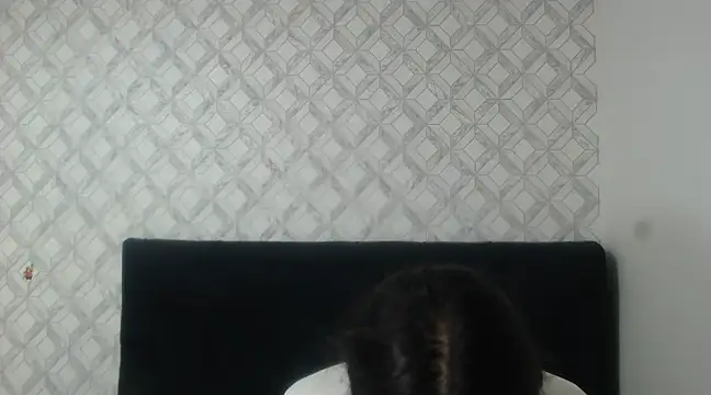 Snapshot of Emma-Wilson chatting on February 25, 2025, 6:23 pm Emma-Wilson online show from February 25, 2025, 6:23 pm