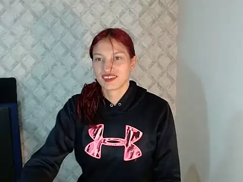 Snapshot of Emma-Wilson chatting on June 27, 2026, 4:29 am Emma-Wilson online show from June 27, 2026, 4:29 am
