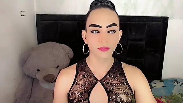 Michell Queen online show from December 15, 2025, 4:18 am