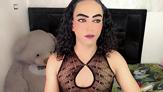 Snapshot of Michell_Queen chatting on October 20, 2025, 7:42 am Michell Queen online show from October 20, 2025, 7:42 am