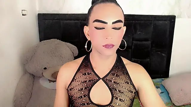 Snapshot of Michell_Queen chatting on September 26, 2025, 2:51 am Michell Queen online show from September 26, 2025, 2:51 am