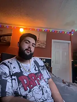 bigdickgio6923 online show from December 2, 2025, 11:39 pm