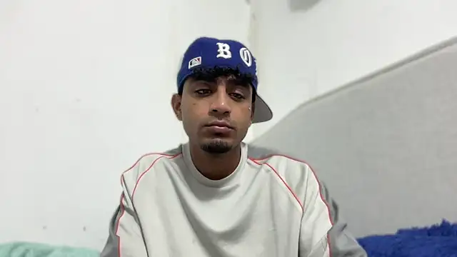 dominic brandd23 online show from September 12, 2025, 10:20 pm