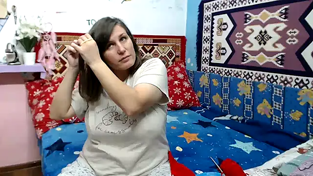 Snapshot of AdelineBlueEyes chatting on November 3, 2025, 8:40 am AdelineBlueEyes online show from November 3, 2025, 8:40 am