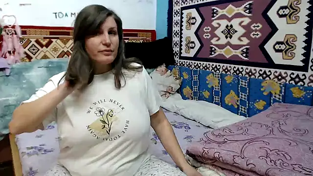 Snapshot of AdelineBlueEyes chatting on November 26, 2025, 10:37 am AdelineBlueEyes online show from November 26, 2025, 10:37 am