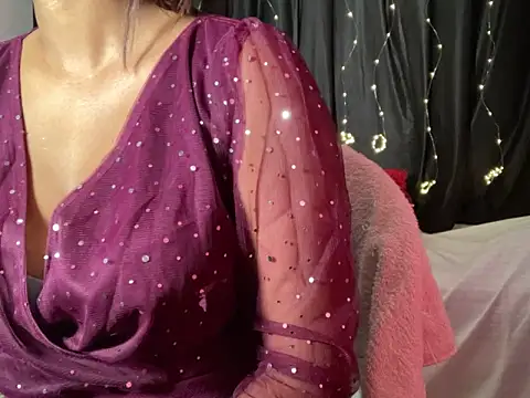 Snapshot of Sexy_trisha__7 chatting on May 1, 2026, 7:08 pm Sexy trisha 7 online show from May 1, 2026, 7:08 pm
