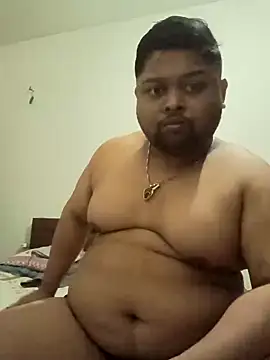 Snapshot of julywwrt chatting on December 19, 2024, 1:40 pm julywwrt online show from December 19, 2024, 1:40 pm