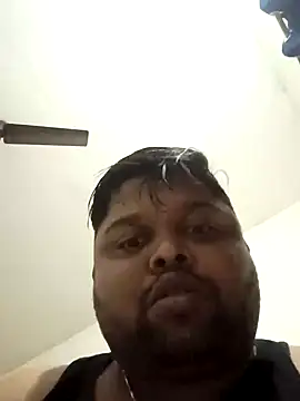 Snapshot of julywwrt chatting on December 19, 2024, 4:46 pm julywwrt online show from December 19, 2024, 4:46 pm