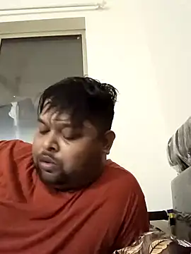 Snapshot of julywwrt chatting on December 18, 2024, 9:51 pm julywwrt online show from December 18, 2024, 9:51 pm