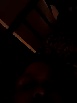 Snapshot of julywwrt chatting on December 19, 2024, 10:00 pm julywwrt online show from December 19, 2024, 10:00 pm