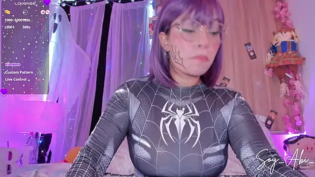 Snapshot of soy_abi_ chatting on October 17, 2025, 10:00 pm soy abi online show from October 17, 2025, 10:00 pm