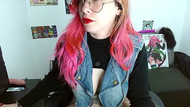 Snapshot of natasha_laulau chatting on November 14, 2025, 12:47 am natasha laulau online show from November 14, 2025, 12:47 am