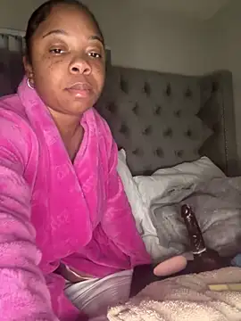 Snapshot of prettygirlxo chatting on February 27, 2025, 8:13 am prettygirlxo online show from February 27, 2025, 8:13 am
