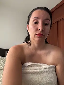 emely sexx20 online show from March 27, 2026, 8:10 pm