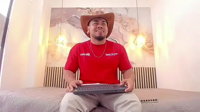 BrianMalonee online show from November 26, 2025, 12:05 pm