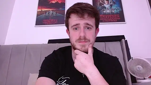 maxy49 online show from December 3, 2025, 5:56 pm